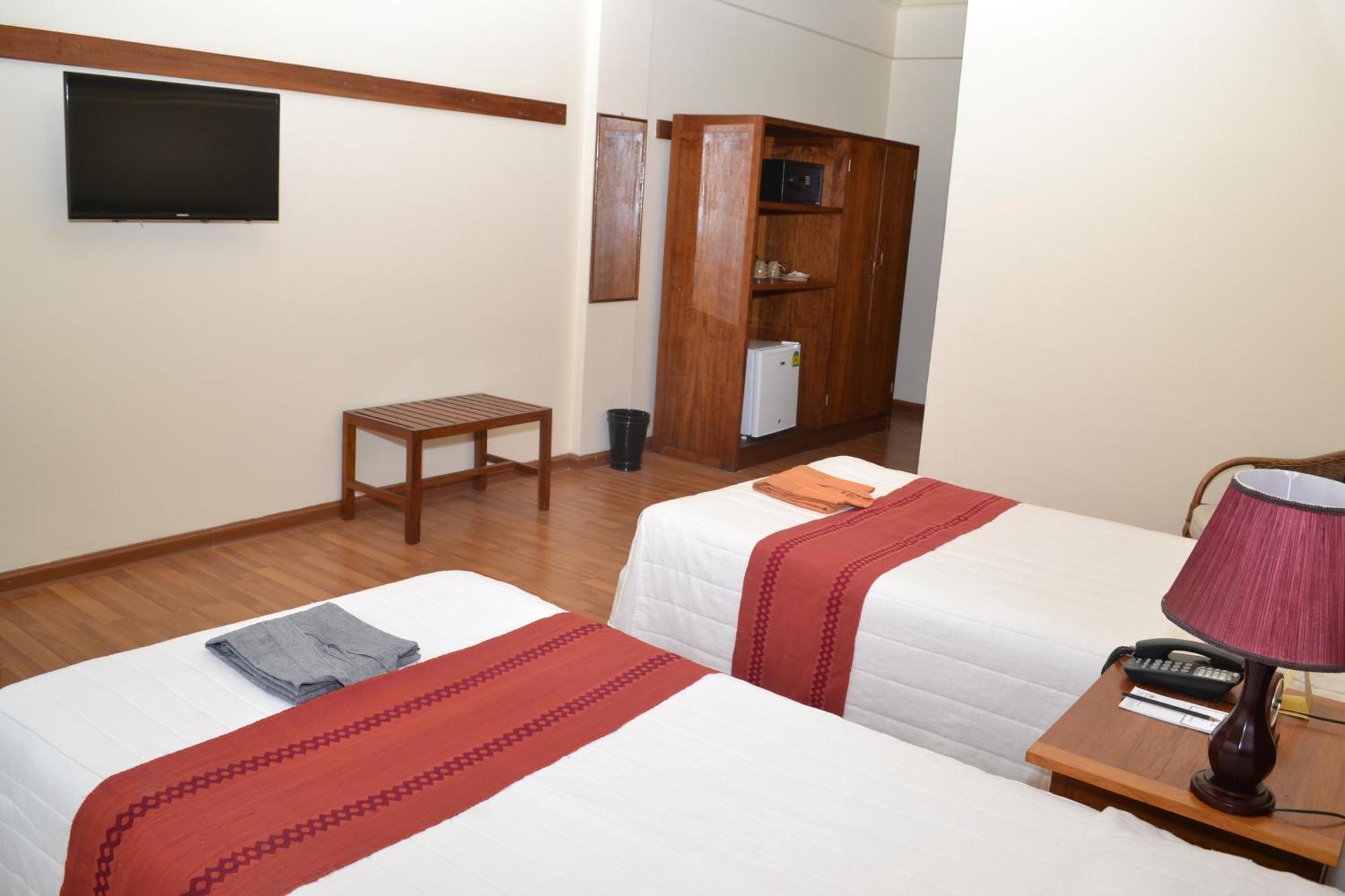 Bagan Thiripyitsaya Sanctuary Resort Экстерьер фото