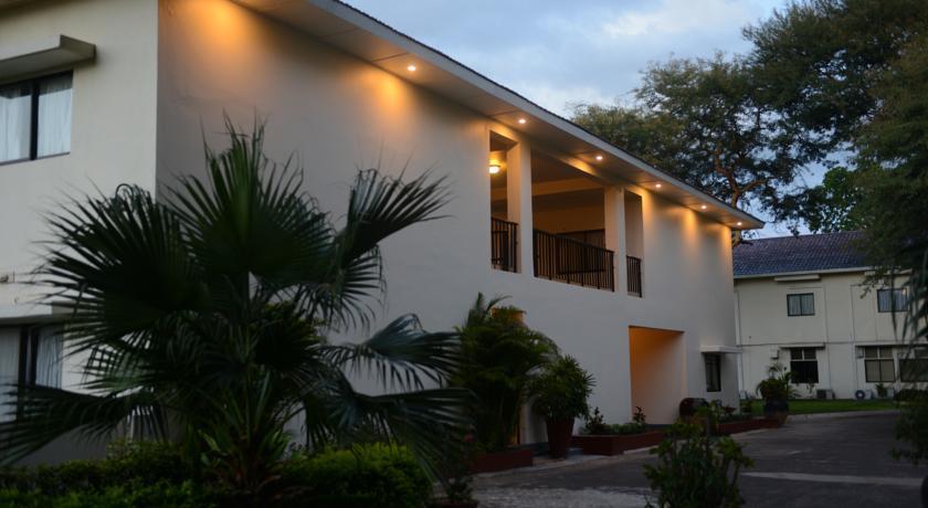 Bagan Thiripyitsaya Sanctuary Resort Экстерьер фото
