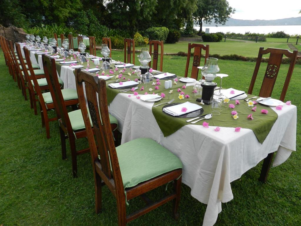 Bagan Thiripyitsaya Sanctuary Resort Экстерьер фото
